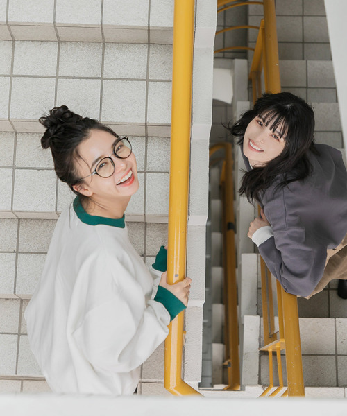 Dita Muaj.（ディータムアージュ）の「【ZOZO限定】Muaj.カラースキーム 裏起毛トレーナー（スウェット・レディース・ホワイト/チャコールグレー/ブラック/ベージュ/ブラウン・M/L）」の11枚目の写真