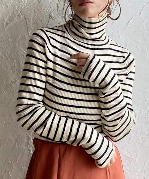 She's Closet（シーズクローゼット）の「ハイネックタイト長袖リブニットプルオーバー（ニット/セーター・レディース・ブラック/ブラック×ホワイト/グリーン/アイボリー/ピンク/オレンジ/ブルー・FREE）」の3枚目の写真