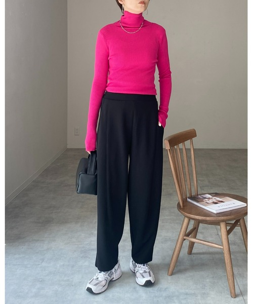 She's Closet（シーズクローゼット）の「ハイネックタイト長袖リブニットプルオーバー（ニット/セーター・レディース・ブラック/ブラック×ホワイト/グリーン/アイボリー/ピンク/オレンジ/ブルー・FREE）」の20枚目の写真