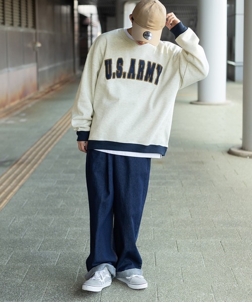 SlashDate(スラッシュデイト)の「カレッジロゴサガラ刺繍クルーネックスウェット/ビッグシルエット/裏起毛/ユニセックス(スウェット・メンズ・グリーン/キナリ/グリーン系その他/パープル/アッシュグレー/ブラック・M/L/XL)」の19枚目の写真