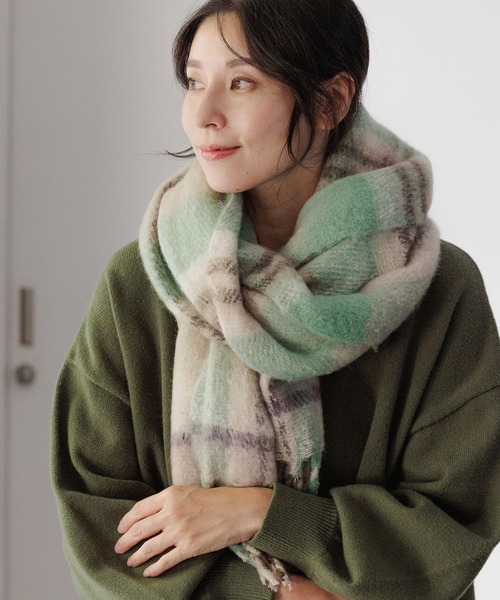 LEPSIM（レプシィム）の「フリンジモチモチストール　294851（ストール/ショール・レディース・ライトグレー/オレンジ/グリーン/アイボリー/ホワイト系その他/ベージュ系その他・ONE SIZE）」の16枚目の写真