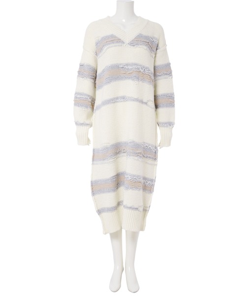 fifth（フィフス）の「デザイン編みVネックニットワンピース（ワンピース・レディース・オフホワイト・M/S）」の4枚目の写真