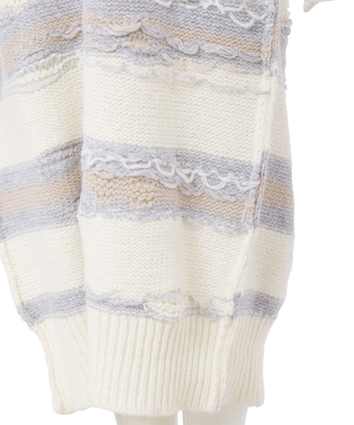 fifth（フィフス）の「デザイン編みVネックニットワンピース（ワンピース・レディース・オフホワイト・M/S）」の8枚目の写真