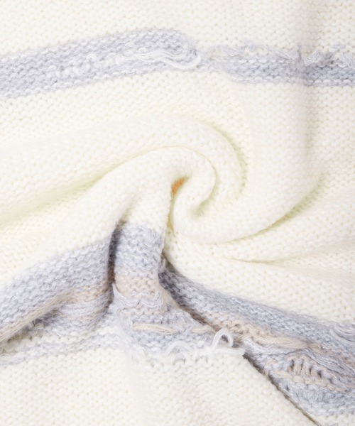 fifth（フィフス）の「デザイン編みVネックニットワンピース（ワンピース・レディース・オフホワイト・M/S）」の9枚目の写真