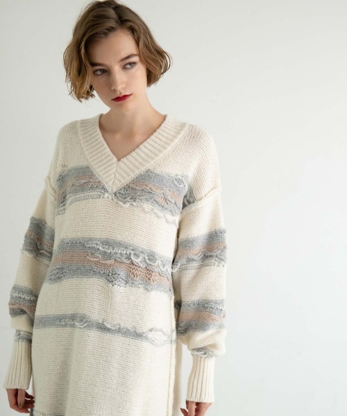 fifth（フィフス）の「デザイン編みVネックニットワンピース（ワンピース・レディース・オフホワイト・M/S）」の17枚目の写真