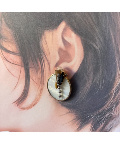 tone(トーン)の「【musk】シェル×シェルのイヤリング(MA)(イヤリング・レディース・ホワイト・FREE)」の6枚目の写真