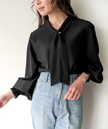 JUNOAH（ジュノア）の「Vネックパールボウタイ風ブラウス（シャツ/ブラウス）」