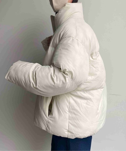 CPCM（シーピーシーエム）の「ストレッチスタンド中綿ブルゾン（ダウンジャケット/コート・メンズ・アイボリー/チャコールグレー/グレイッシュベージュ・MEDIUM/LARGE）」の6枚目の写真