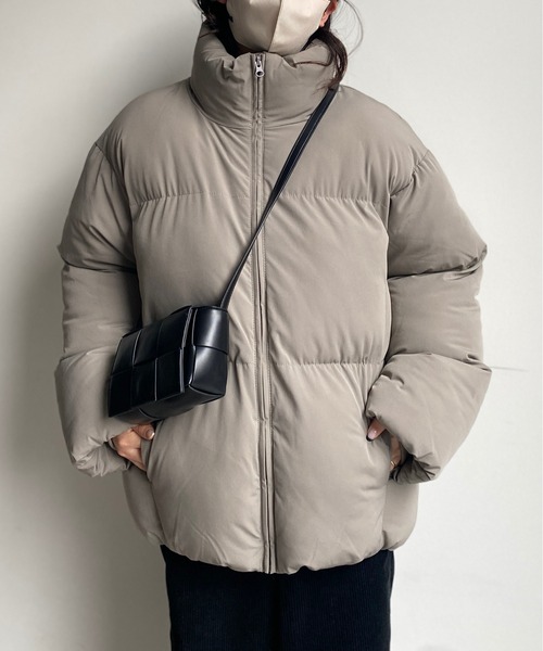 CPCM（シーピーシーエム）の「ストレッチスタンド中綿ブルゾン（ダウンジャケット/コート・メンズ・アイボリー/チャコールグレー/グレイッシュベージュ・MEDIUM/LARGE）」の17枚目の写真