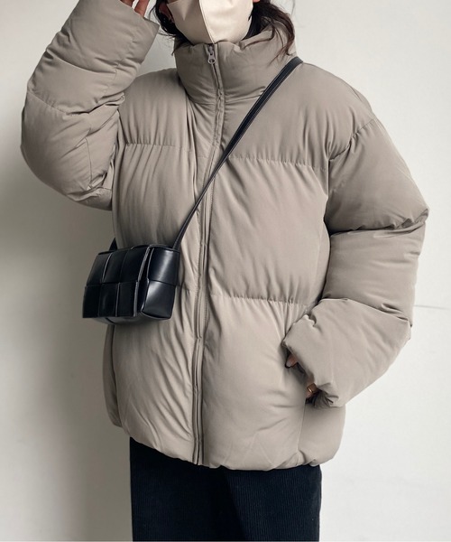 CPCM（シーピーシーエム）の「ストレッチスタンド中綿ブルゾン（ダウンジャケット/コート・メンズ・アイボリー/チャコールグレー/グレイッシュベージュ・MEDIUM/LARGE）」の11枚目の写真