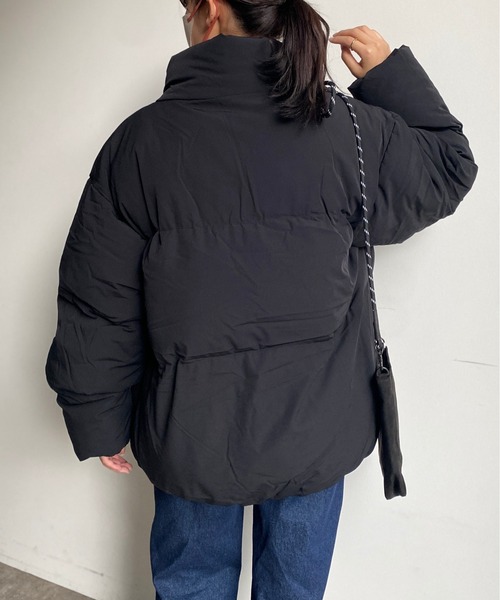 CPCM（シーピーシーエム）の「ストレッチスタンド中綿ブルゾン（ダウンジャケット/コート・メンズ・アイボリー/チャコールグレー/グレイッシュベージュ・MEDIUM/LARGE）」の21枚目の写真