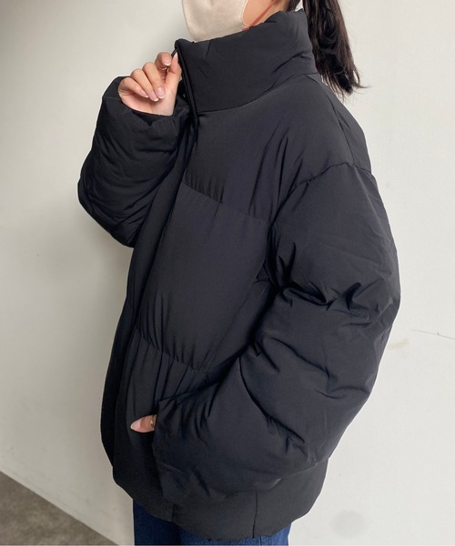 CPCM（シーピーシーエム）の「ストレッチスタンド中綿ブルゾン（ダウンジャケット/コート・メンズ・アイボリー/チャコールグレー/グレイッシュベージュ・MEDIUM/LARGE）」の9枚目の写真