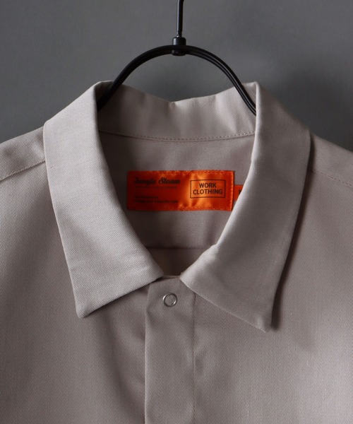 SITRY（シトリー）の「One Point Stitch Oversize Striped Work Shirt/ワンポイント刺繍 オーバーサイズ ストライプ ワークシャツ（シャツ/ブラウス・メンズ・グレイッシュベージュ/ブラック系その他/ブルー系その他/グリーン/ブルー・M/L）」の8枚目の写真