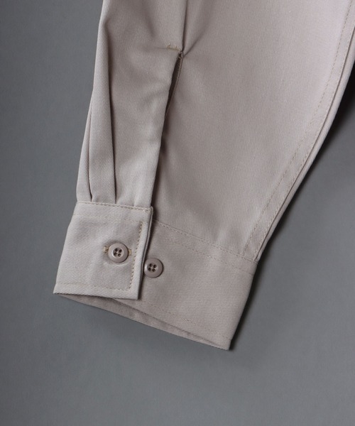 SITRY（シトリー）の「One Point Stitch Oversize Striped Work Shirt/ワンポイント刺繍 オーバーサイズ ストライプ ワークシャツ（シャツ/ブラウス・メンズ・グレイッシュベージュ/ブラック系その他/ブルー系その他/グリーン/ブルー・M/L）」の12枚目の写真