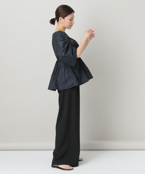 Curensology（カレンソロジー）の「Curensology(カレンソロジー)/ギャザースリーブブラウス（シャツ/ブラウス・レディース・ベージュ/ネイビー・FREE）」の17枚目の写真