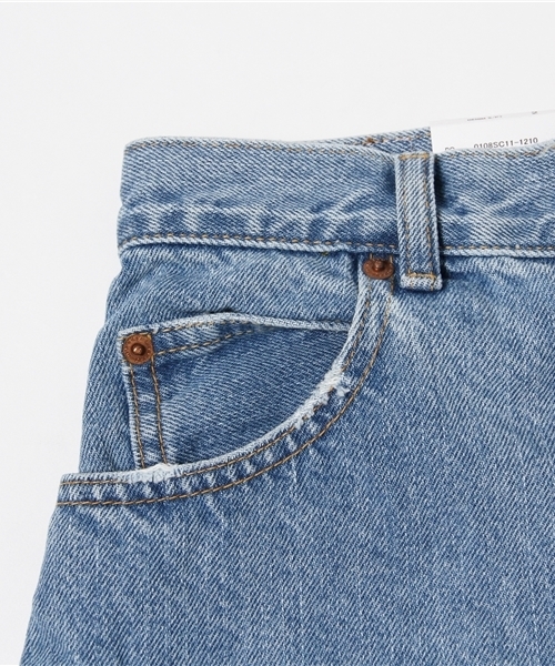 MOUSSY（マウジー）の「DENIM S/PT（デニムパンツ・レディース・ホワイト/ライトブルー・2/1/0）」の8枚目の写真