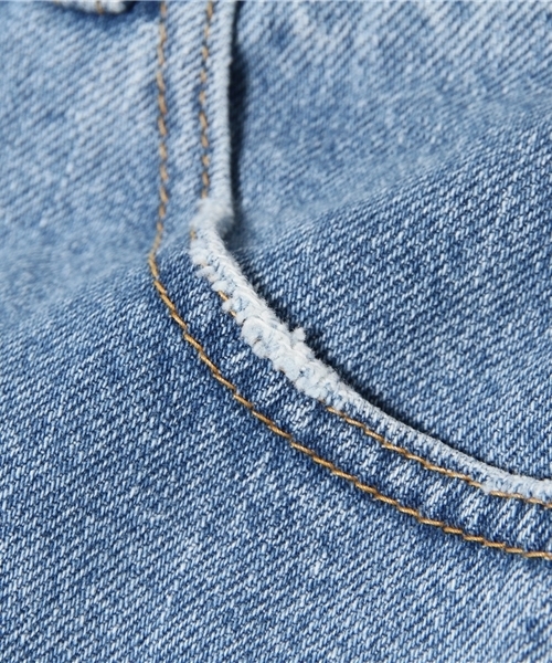 MOUSSY（マウジー）の「DENIM S/PT（デニムパンツ・レディース・ホワイト/ライトブルー・2/1/0）」の3枚目の写真