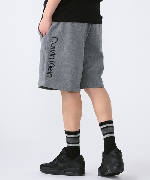 Calvin Klein(カルバン・クライン)の「STNDRD ロゴテリーショートパンツ(その他パンツ・メンズ・ブラック/ホワイト・L/M/S/XS)」の5枚目の写真