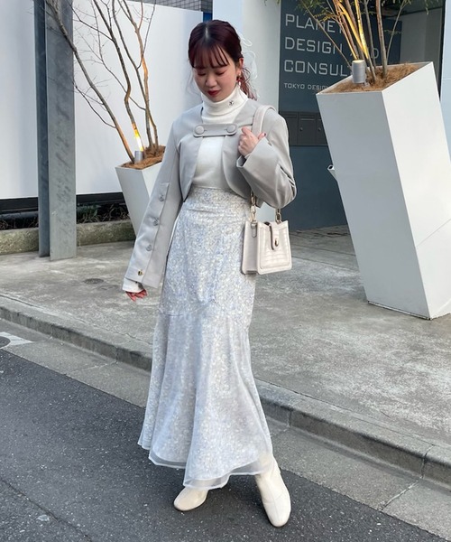 one after another NICE CLAUP（ワンアフターアナザーナイスクラップ）の「【スタッフ考案】ハートボタンショートジャケット（ノーカラージャケット・レディース・グレー/アイボリー/ピンク・FREE）」の18枚目の写真