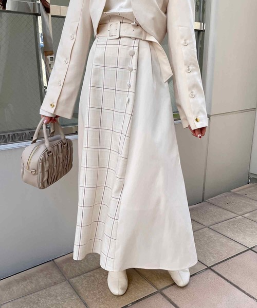 one after another NICE CLAUP（ワンアフターアナザーナイスクラップ）の「【スタッフ考案】ハートボタンショートジャケット（ノーカラージャケット・レディース・グレー/アイボリー/ピンク・FREE）」の11枚目の写真