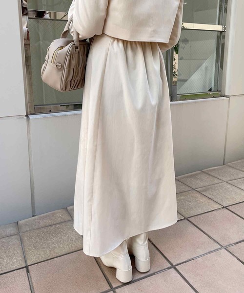 one after another NICE CLAUP（ワンアフターアナザーナイスクラップ）の「【スタッフ考案】ハートボタンショートジャケット（ノーカラージャケット・レディース・グレー/アイボリー/ピンク・FREE）」の15枚目の写真