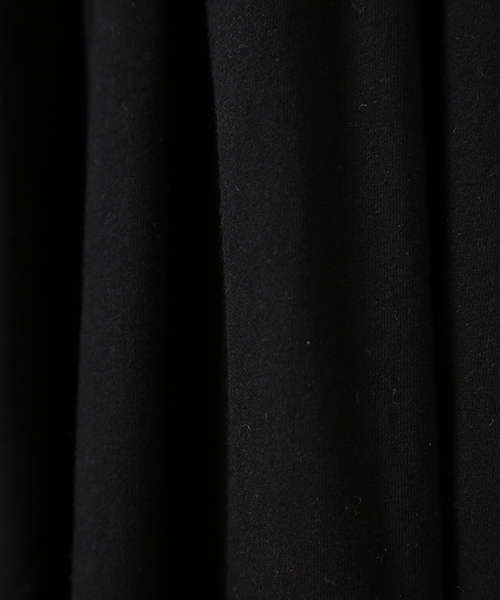 CAROLINA GLASER(カロリナ グレイサー)の「CAROLINA GLASER / カットソーマキシワンピース(ワンピース・レディース・ブラック/クリーム・ONE SIZE)」の19枚目の写真