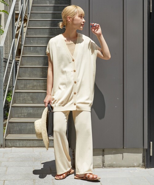 FREAK'S STORE(フリークスストア)の「【限定展開】釦ベストワイドイージーパンツセットアップ(ベスト・ワイドパンツ)(セットアップ・レディース・ナチュラル/ブラック/ブラウン/ブルーグリーン・SMALL/MEDIUM)」の15枚目の写真