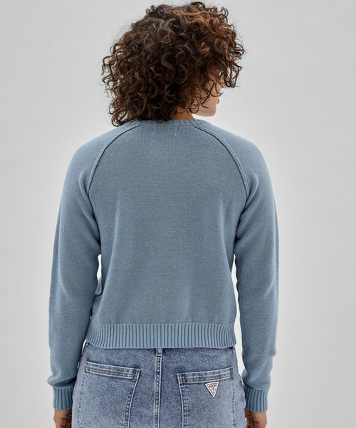 Guess（ゲス）の「GUESS Originals Eco Logo Sweater（ニット/セーター・レディース・ライトブルー/ブラック・X-SMALL/SMALL/MEDIUM/LARGE）」の7枚目の写真