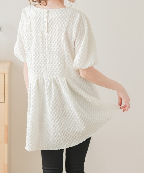 SUGAR BISKET（シュガービスケット）の「ジャガードペプラムブラウス（シャツ/ブラウス・レディース・黄緑系/ベージュ/ホワイト/ブラック・フリー）」の7枚目の写真