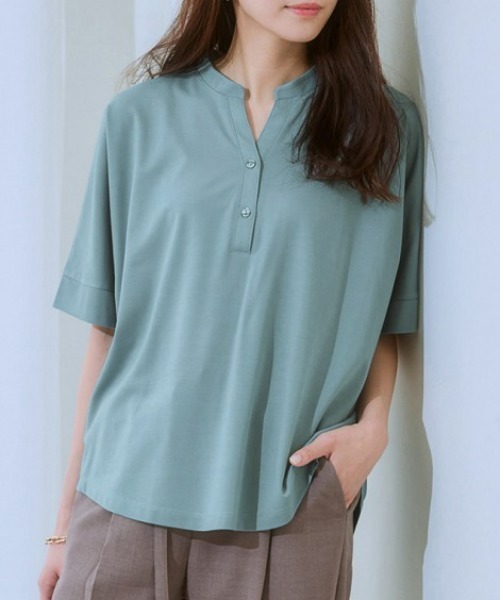 7days Life Styling(セブンデイズライフスタイリング)の「ブラウス見えシルケットポンチスキッパーチュニックカットソートップス(Tシャツ/カットソー・レディース・グレイッシュベージュ/ブラック/オフホワイト/ブルーグレー/ミント・M/LL/S/L)」の5枚目の写真