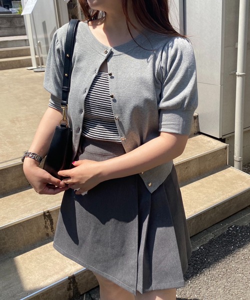 one after another NICE CLAUP（ワンアフターアナザーナイスクラップ）の「ハートボタン前後2wayニット（カーディガン/ボレロ・レディース・ブラック/オフホワイト/ピンク/杢グレー・FREE）」の17枚目の写真