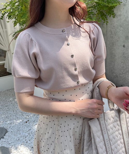 one after another NICE CLAUP（ワンアフターアナザーナイスクラップ）の「ハートボタン前後2wayニット（カーディガン/ボレロ・レディース・ブラック/オフホワイト/ピンク/杢グレー・FREE）」の21枚目の写真