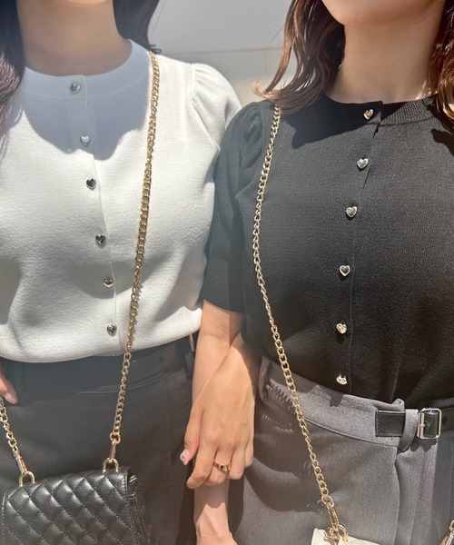 one after another NICE CLAUP（ワンアフターアナザーナイスクラップ）の「ハートボタン前後2wayニット（カーディガン/ボレロ・レディース・ブラック/オフホワイト/ピンク/杢グレー・FREE）」の22枚目の写真