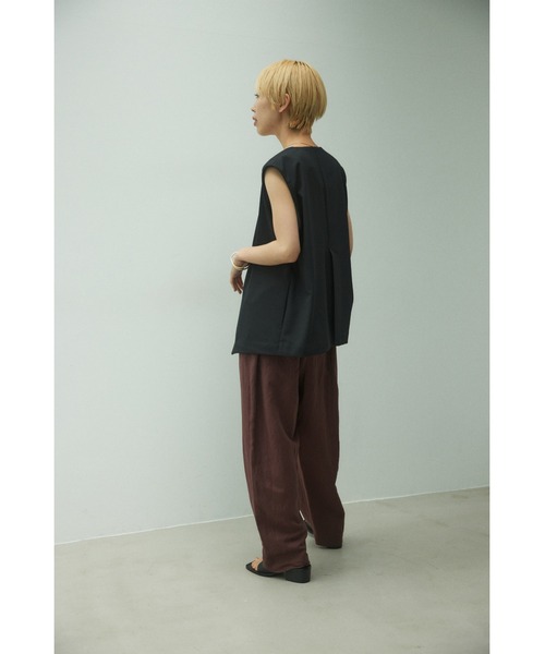 BLACK BY MOUSSY(ブラックバイマウジー)の「long slit vest(ロングスリットベスト)(ベスト・レディース・ベージュ/ブラック・FREE)」の16枚目の写真