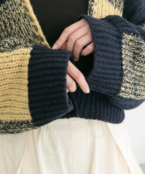 KBF（ケイビーエフ）の「BIGチェックショートカーディガン（カーディガン/ボレロ・レディース・ホワイト系その他/パープル系その他/ブルー系その他・ONE）」の13枚目の写真