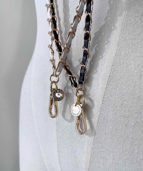 PICCIN（ピッチン）の「レザーチェーンスマホショルダーストラップ（スマホグッズ・レディース・ブラック/ホワイト・FREE）」の4枚目の写真