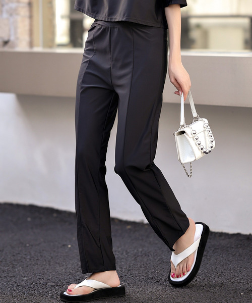 TeddyShop（テディショップ）の「【UVカット率 99.9％以上】レディース サープリス風スリットラッシュガードパンツ（ラッシュガード・レディース・ブラック/グリーン/ブラウン/ベージュ/グレー・S/L/M/LL）」の7枚目の写真