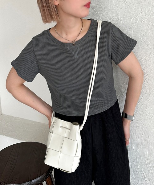 apres jour mignon（アプレジュールミニョン）の「ワッフルショートTシャツ【ZOZOTOWN限定アイテム】（Tシャツ/カットソー・レディース・アイボリー/ブラック系その他/ナチュラル・フリー/X-LARGE）」の9枚目の写真