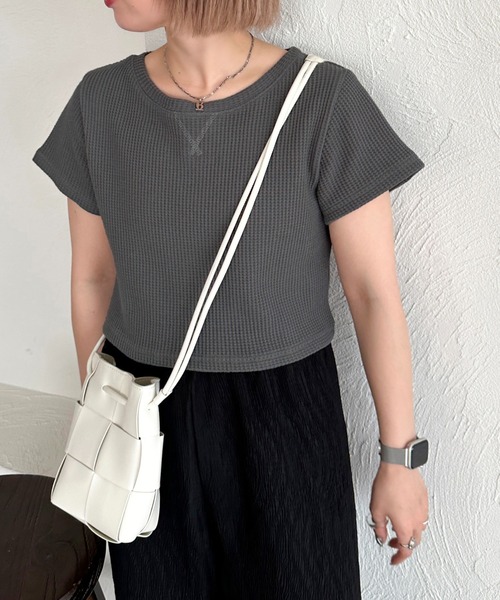 apres jour mignon（アプレジュールミニョン）の「ワッフルショートTシャツ【ZOZOTOWN限定アイテム】（Tシャツ/カットソー・レディース・アイボリー/ブラック系その他/ナチュラル・フリー/X-LARGE）」の10枚目の写真