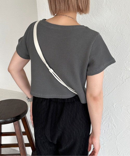 apres jour mignon（アプレジュールミニョン）の「ワッフルショートTシャツ【ZOZOTOWN限定アイテム】（Tシャツ/カットソー・レディース・アイボリー/ブラック系その他/ナチュラル・フリー/X-LARGE）」の11枚目の写真