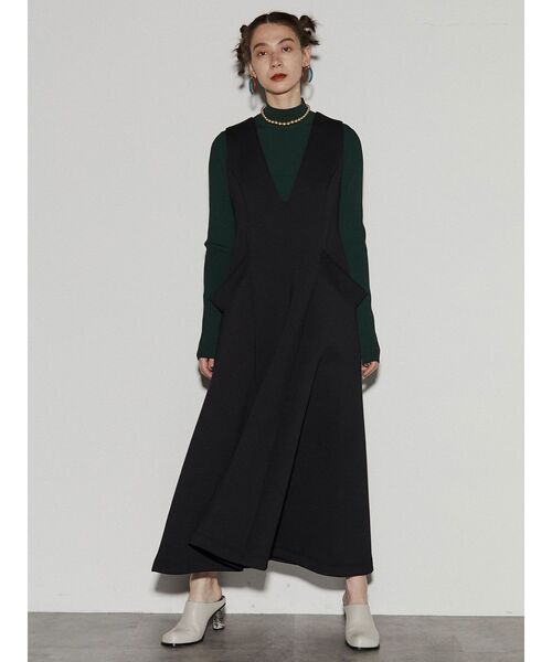 UN3D.（アンスリード）の「ボンディングフレアワンピース