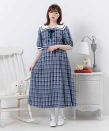 セーラーカラーサイドプリーツ半袖ワンピース