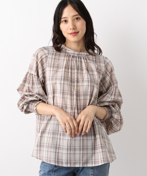 GLOBAL WORK(グローバルワーク)の「お手入れらくらく袖ボリュームブラウス/906646(シャツ/ブラウス・レディース・ブラック/グレー系その他2/グレー系その他3/グレイッシュベージュ/ベージュ系その他/ベージュ系その他2/ネイビー系・MEDIUM/LARGE)」の8枚目の写真