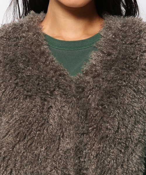 FOREVER 21（フォーエバー トゥエンティーワン）の「【2023AW】エコファーベスト（ベスト・レディース・オフホワイト/ブラウン・FREE）」の19枚目の写真