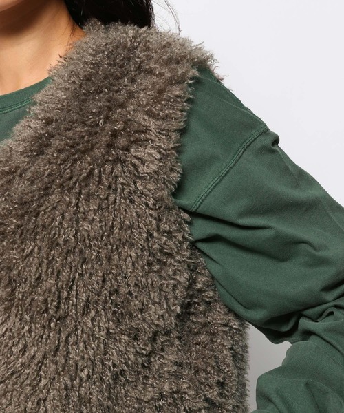 FOREVER 21（フォーエバー トゥエンティーワン）の「【2023AW】エコファーベスト（ベスト・レディース・オフホワイト/ブラウン・FREE）」の20枚目の写真