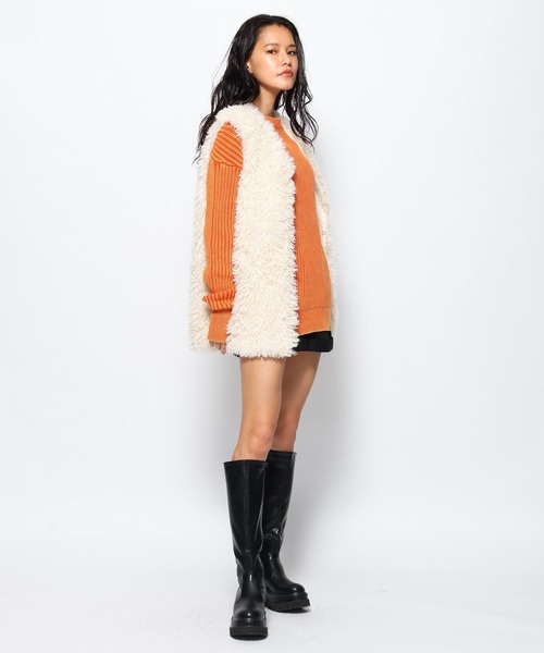 FOREVER 21（フォーエバー トゥエンティーワン）の「【2023AW】エコファーベスト（ベスト・レディース・オフホワイト/ブラウン・FREE）」の5枚目の写真