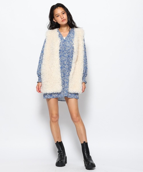 FOREVER 21（フォーエバー トゥエンティーワン）の「【2023AW】エコファーベスト（ベスト・レディース・オフホワイト/ブラウン・FREE）」の8枚目の写真