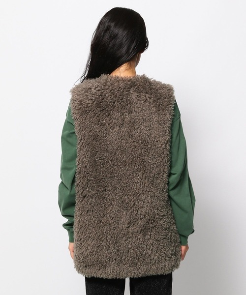 FOREVER 21（フォーエバー トゥエンティーワン）の「【2023AW】エコファーベスト（ベスト・レディース・オフホワイト/ブラウン・FREE）」の17枚目の写真