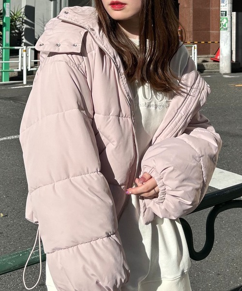 INGNI（イング）の「BIGフードエコダウン（ダウンジャケット/コート・レディース・ブラック/オフホワイト/ライトピンク/ライトベージュ/チャコールグレー・M）」の5枚目の写真