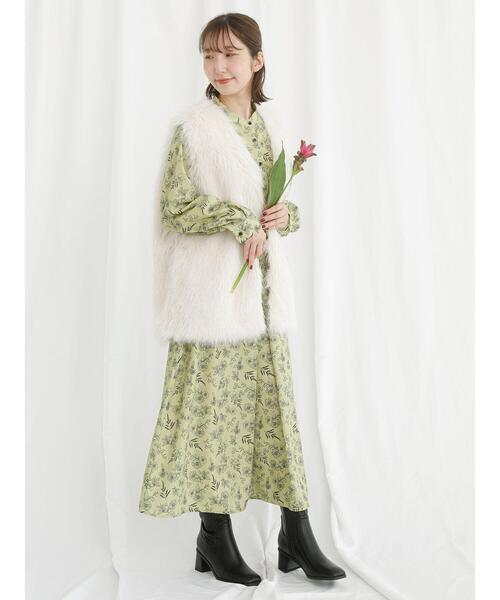 Te chichi TERRASSE（テチチテラス）の「ファーベスト（ベスト・レディース・ベージュ/オフホワイト・F）」の7枚目の写真